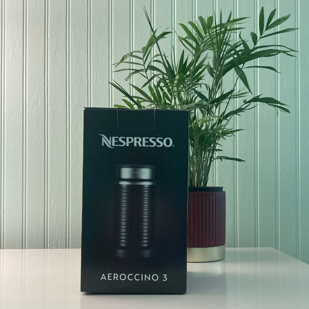 NIB Nespresso Aeroccino 3 Milk Frother